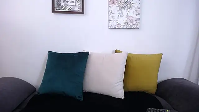 JainaRogers online show from 04/24/26, 05:15