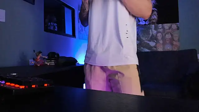 Snapshot of Sisoyalejo420 chatting on 02/11/26, 01:10 Sisoyalejo420 online show from 02/11/26, 01:10