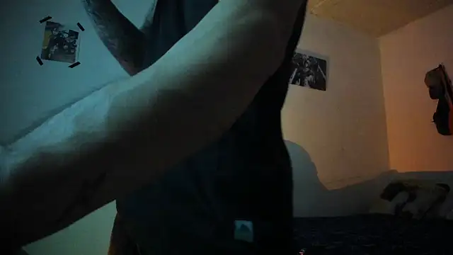 Snapshot of Sisoyalejo420 chatting on 03/04/26, 01:22 Sisoyalejo420 online show from 03/04/26, 01:22