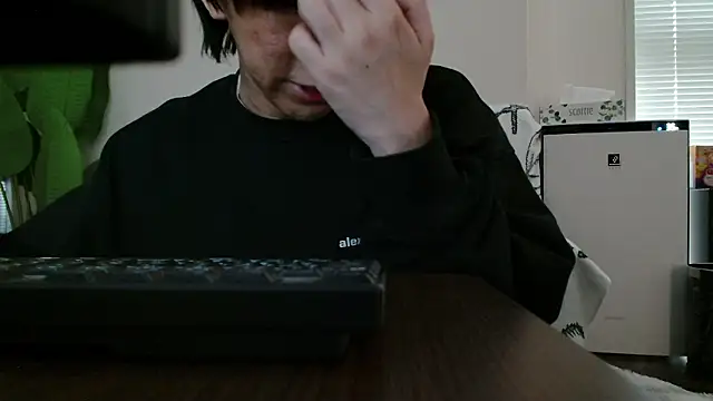 POCARI SWEAT online show from 03/20/26, 12:48