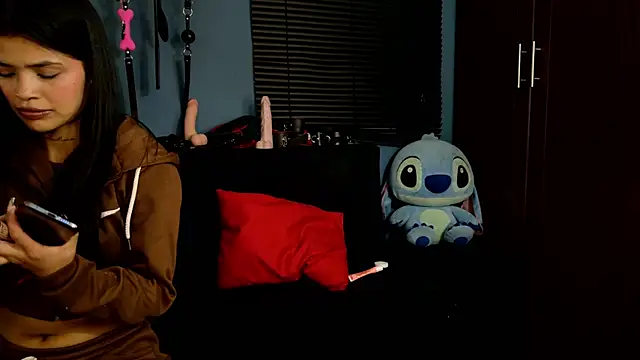 Alaia Asuka online show from 01/31/25, 11:24