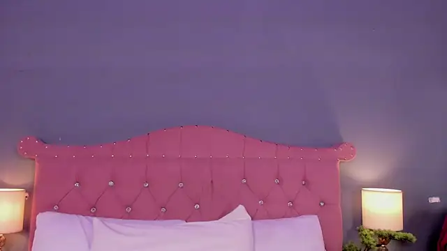 AnnieNasty online show from 12/22/25, 12:13