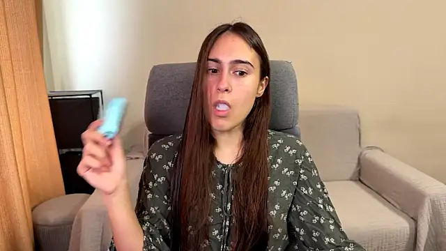 AliceKolltt online show from 10/15/25, 07:52