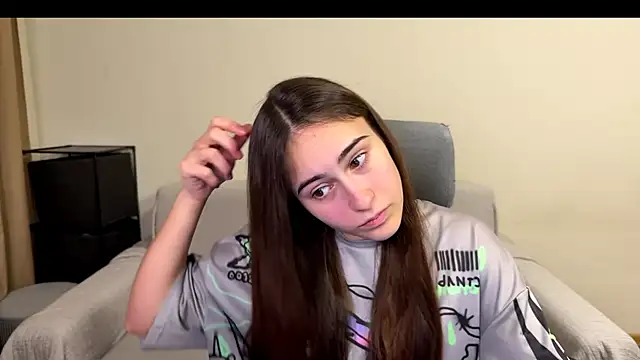 AliceKolltt online show from 12/02/25, 06:14