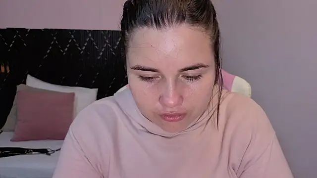 Aabby lee online show from 05/19/26, 06:58