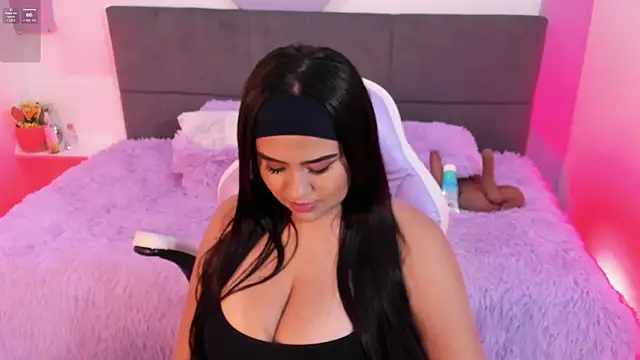 katia bigboobs1 online show from 04/05/26, 06:49