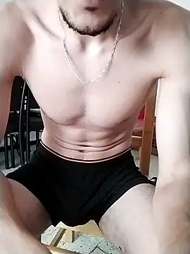 Snapshot of Zoro_23cm chatting on 09/18/25, 01:24 Zoro 23cm online show from 09/18/25, 01:24