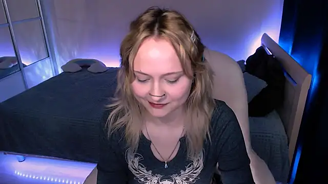 Snapshot of MariaMango chatting on 01/15/25, 04:32 MariaMango online show from 01/15/25, 04:32