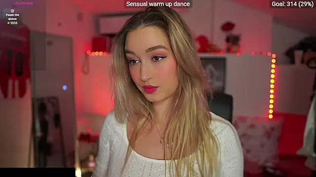 Alexis   Texas online show from 11/04/25, 02:16