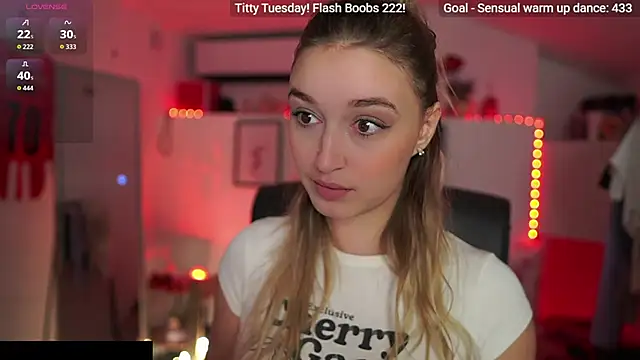 Alexis   Texas online show from 11/25/25, 02:17