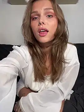 HumbleJess online show from 09/19/25, 03:45