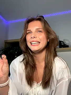 HumbleJess online show from 10/06/25, 03:20