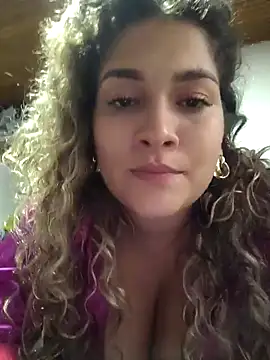 Sara smiiith211 online show from 12/08/24, 02:49