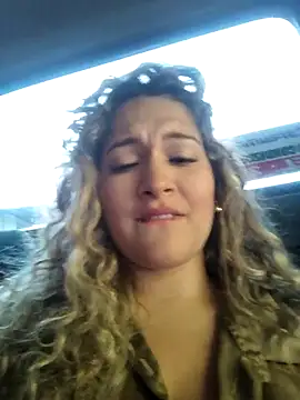 Sara smiiith211 online show from 03/13/25, 10:43