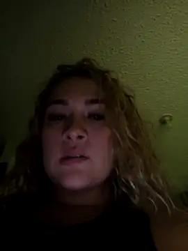 Sara smiiith211 online show from 12/13/25, 11:10