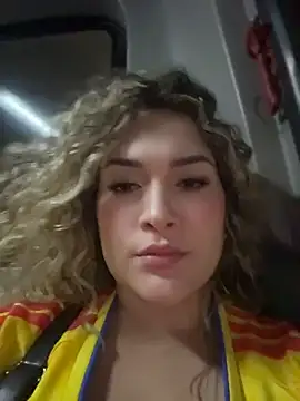 Sara smiiith211 online show from 07/04/26, 12:06