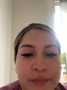 Sara smiiith211 online show from 07/09/26, 10:25