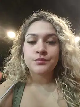 Sara smiiith211 online show from 07/17/26, 01:56