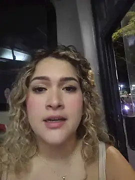 Sara smiiith211 online show from 07/19/26, 12:36