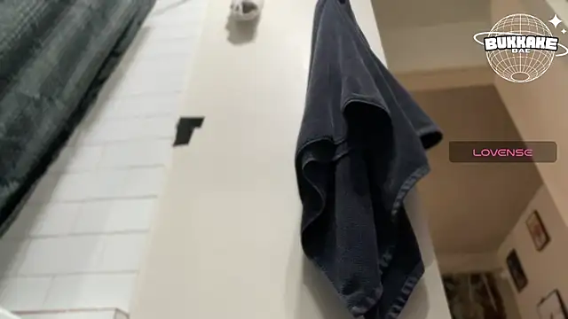 bukkakebae1 online show from 12/23/24, 10:21