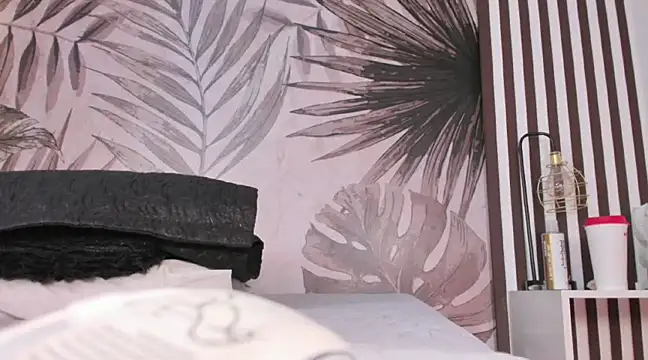 Samaantha-White online show from 01/29/25, 11:41