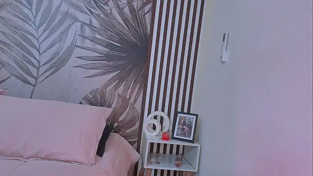 Samaantha-White online show from 01/19/26, 11:36