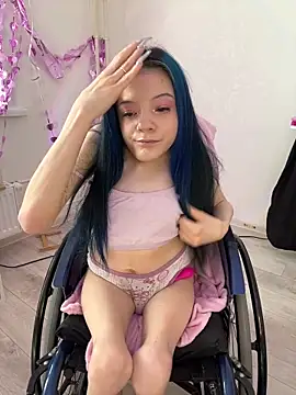 MiniSophiaa online show from 03/13/26, 07:48