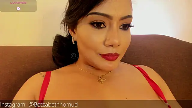 BetzabethHomud0 online show from 02/10/25, 03:13