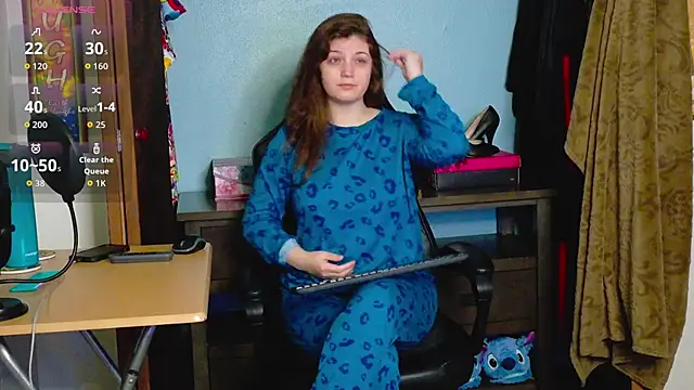 TreeJeanne online show from 11/13/25, 12:09