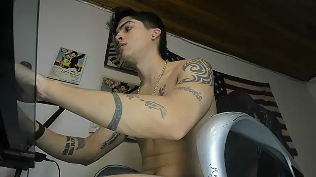 charlie hotxxx online show from 05/03/26, 02:17