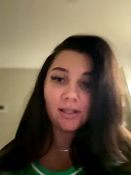 Snapshot of babyyboomm chatting on 10/01/25, 01:28 babyyboomm online show from 10/01/25, 01:28