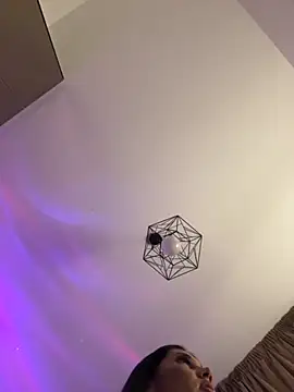 Snapshot of babyyboomm chatting on 10/27/25, 01:09 babyyboomm online show from 10/27/25, 01:09