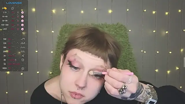 kortny yo online show from 12/30/24, 02:42