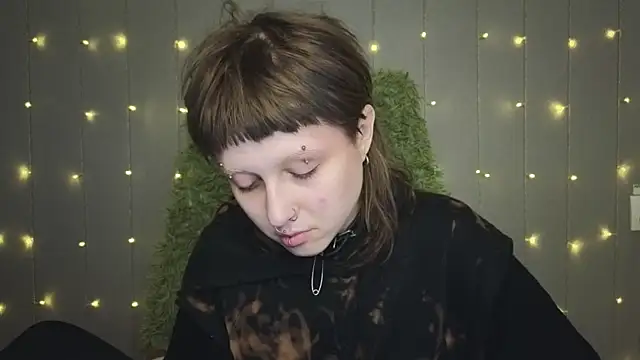 kortny yo online show from 02/12/25, 08:40