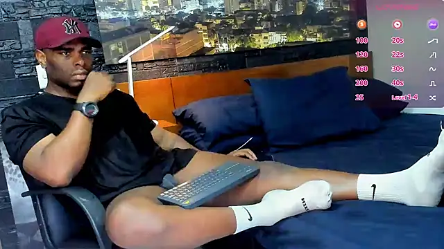 Snapshot of thomas_santtos1 chatting on 03/12/25, 09:24 thomas santtos1 online show from 03/12/25, 09:24