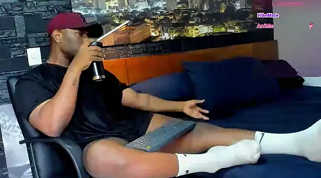 Snapshot of thomas_santtos1 chatting on 03/17/25, 01:08 thomas santtos1 online show from 03/17/25, 01:08