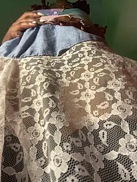 Cherrytowild online show from 02/19/25, 09:39