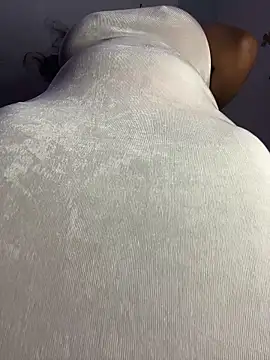 Cherrytowild online show from 01/08/26, 04:37