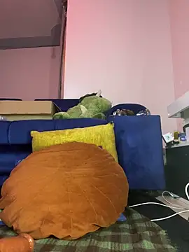 Snapshot of Cherrytowild chatting on 02/10/26, 02:04 Cherrytowild online show from 02/10/26, 02:04