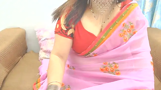 Snapshot of sheetaldave chatting on 07/17/26, 06:35 sheetaldave online show from 07/17/26, 06:35
