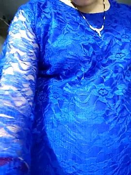 Aaradhya online show from 02/13/26, 02:02