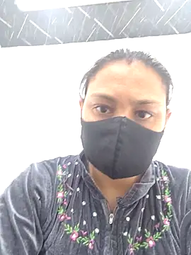 Snapshot of Aaradhya chatting on 06/19/26, 03:00 Aaradhya online show from 06/19/26, 03:00