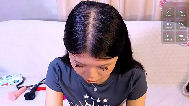 Tina Kim  online show from 04/08/26, 09:31