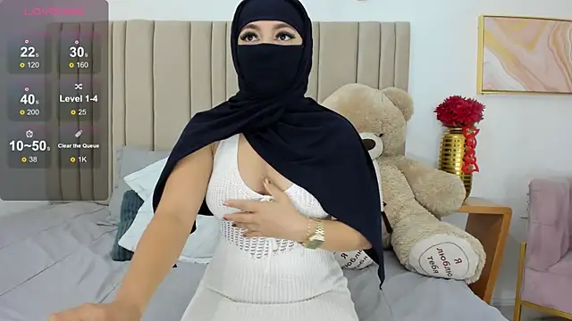 izadii online show from 03/14/25, 09:54