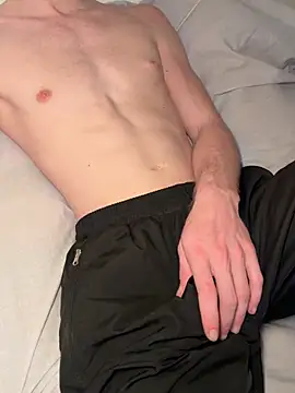 twinkyie online show from 04/18/26, 10:41