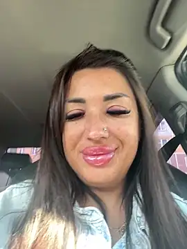 RuslanaXX online show from 03/25/26, 04:07