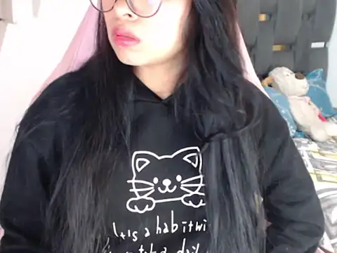 Alizon95 online show from 03/19/26, 07:40