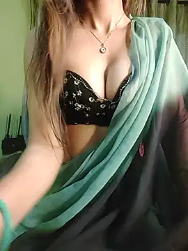 Snapshot of seductivegirl55 chatting on 05/13/26, 04:48 seductivegirl55 online show from 05/13/26, 04:48