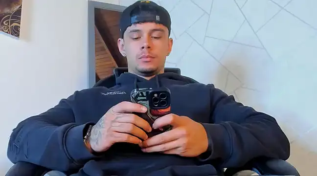 NoahhBrown online show from 03/14/25, 02:53