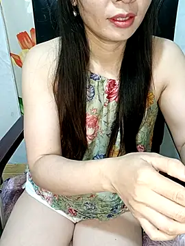 Blythe 69 online show from 10/31/25, 10:44